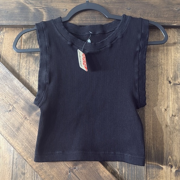 FREE People Muscle Crop Tank - Picture 3 of 6